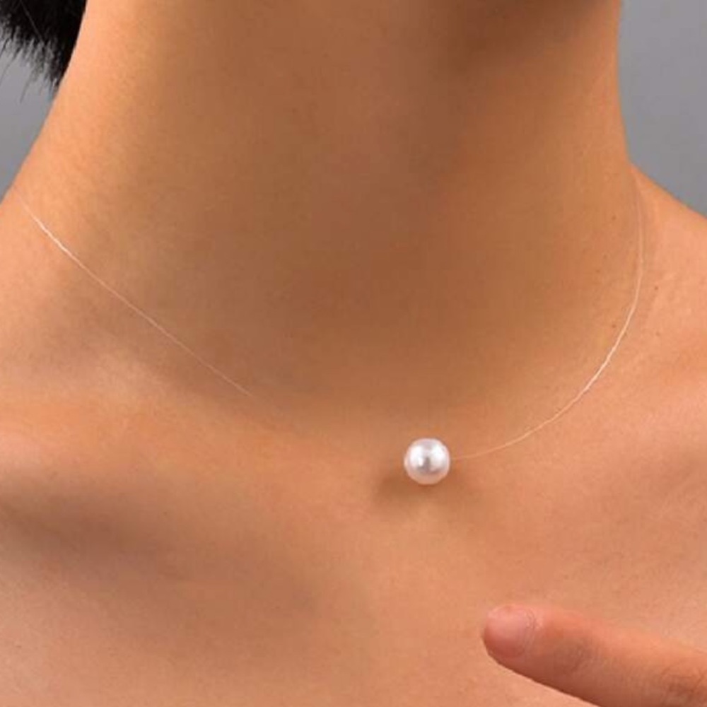 Elegant White Pearl Necklace